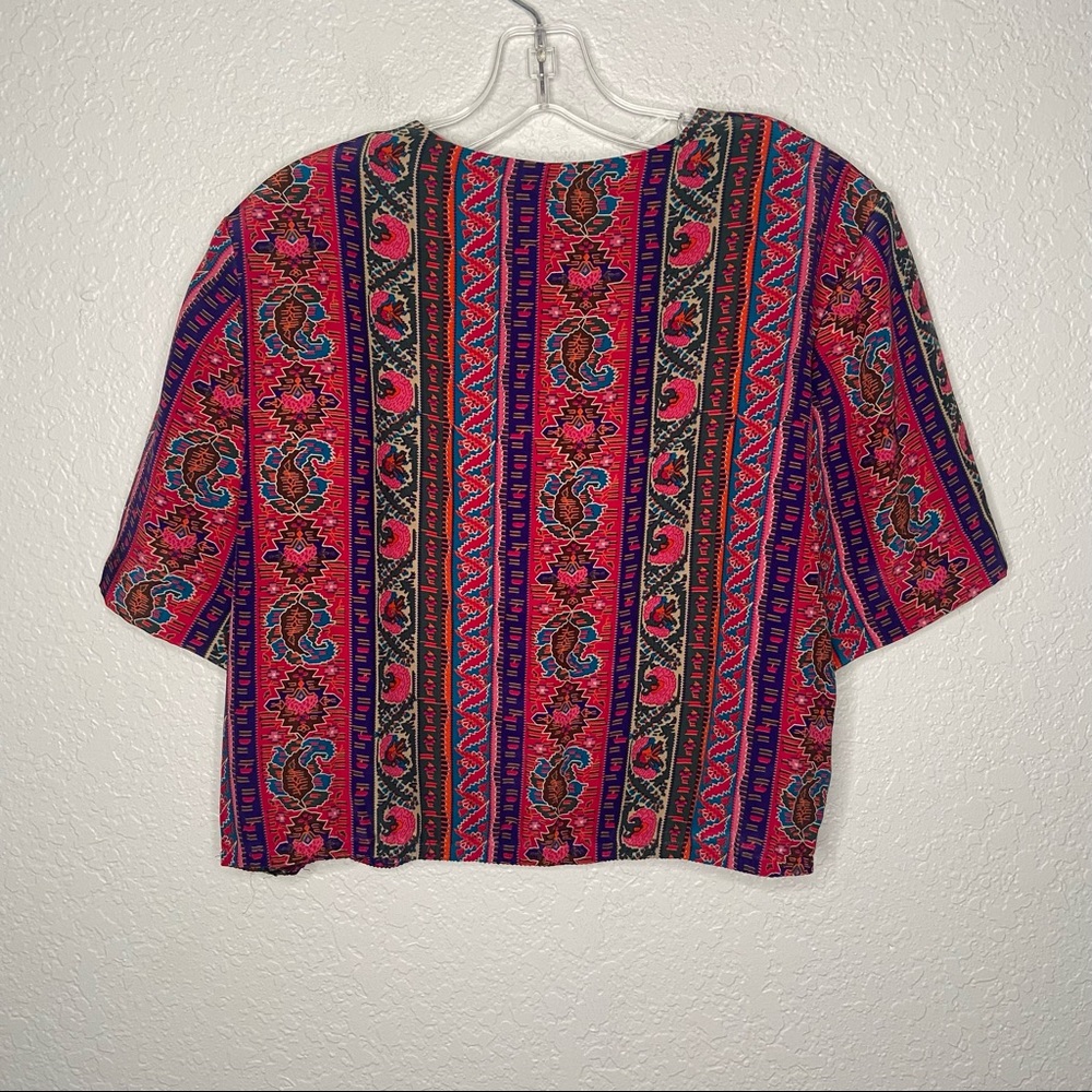 Vintage Leslie Fay Dresses Short Sleeve Crop Tribal Print Blouse Shirt Size 12 - Picture 2 of 7